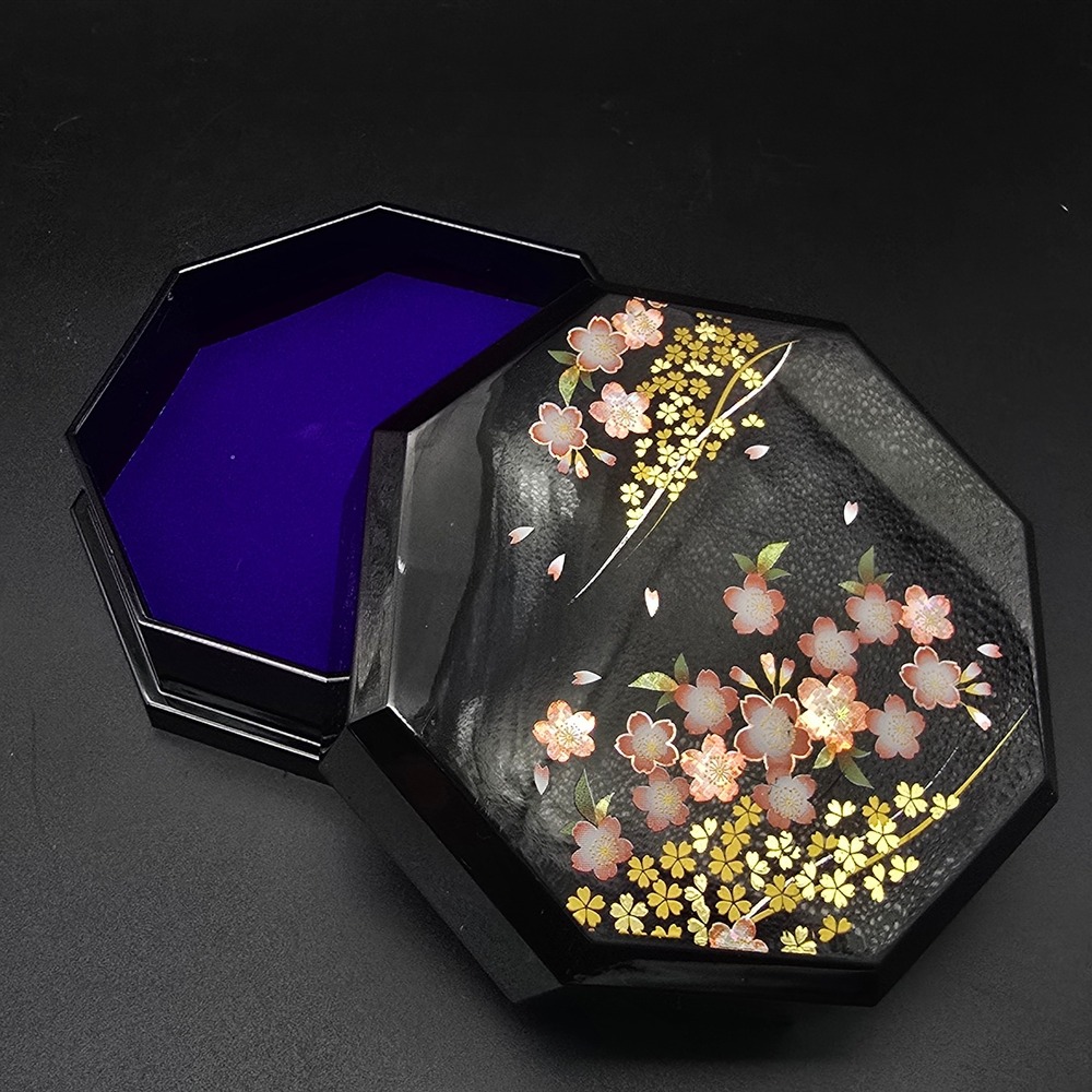 Vintage Japanese Lacquerware Octagon Trinket Box Cherry Blossom Black Gold